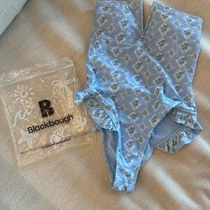 BlackBough One-Piece